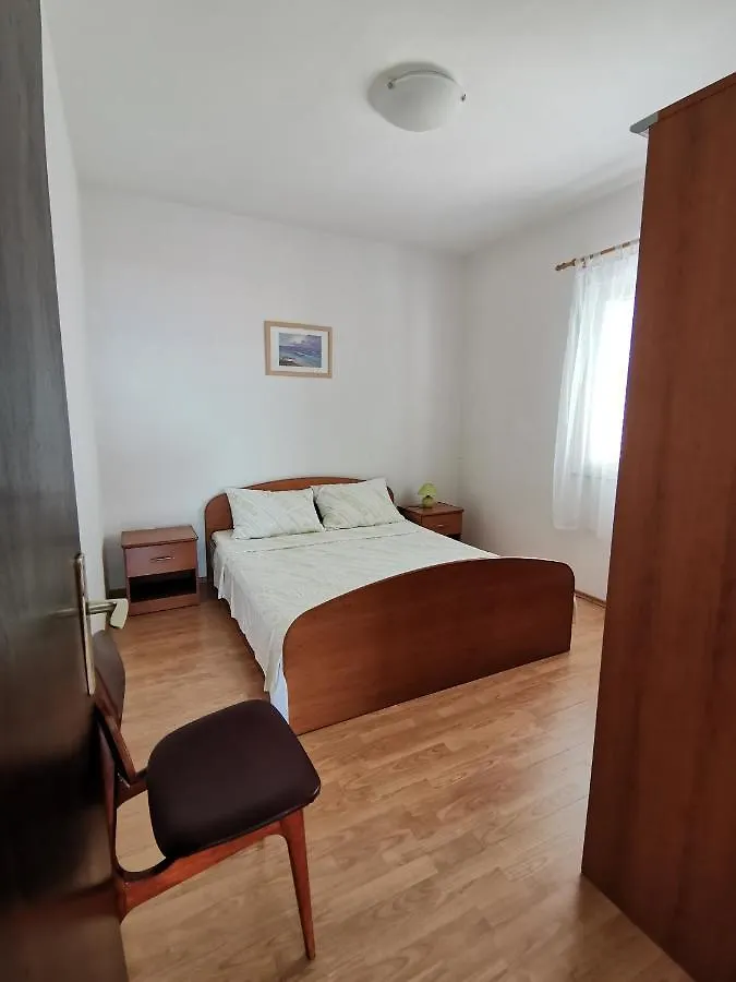 Apartments Pavlesina Ugljan