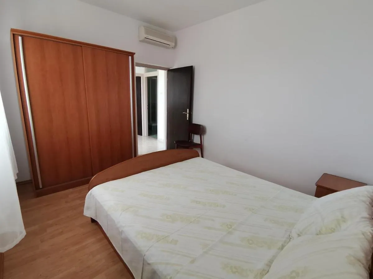 Apartments Pavlesina Ugljan 0*,  Croatia